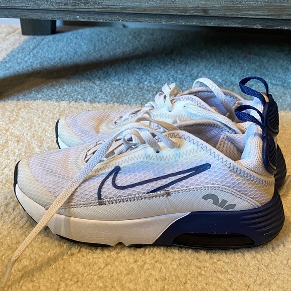 Nike Air Max 2090 - Picture 2 of 3